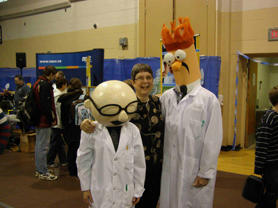 Mary Anne white with Bunsen and Beaker at Discoveryfest